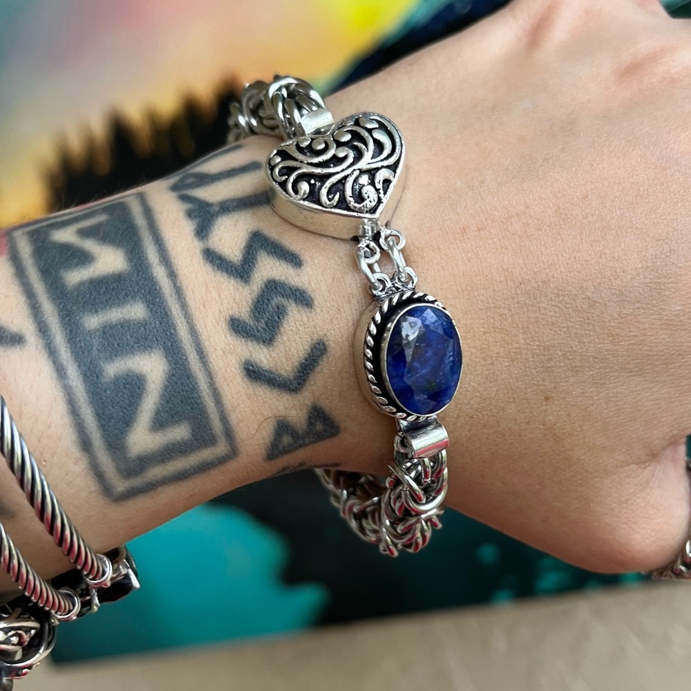 stainless steel maille link bracelet with blue sapphire gem & heart charm clasp - Picture 11 of 12